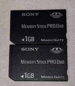 Two OEM Genuine/Authentic Sony Memory Stick Pro Duo MagicGate 1GB Cards PSP Go - Picture 1 of 1