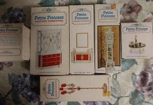 Vintage IDEAL Petite Princess Fantasy Furniture Dollhouse Furniture Lot Of 7 Pcs - Picture 1 of 9