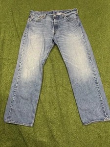 Jeans uomo Levi's 501 36x30 classico denim dritto lavaggio leggero - Foto 1 di 16