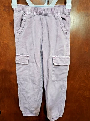 Old Navy Girls gray Light Pink Jogger Pants Size S (6-7), Good Condition - Image 1 of 4
