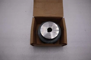 NEW IN BOX GATES 8M-30S-21 SPROCKET STOCK H143A - Picture 1 of 4