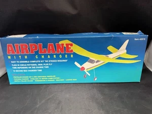 Vintage Seed Lightning Airplane Model Kit #42619 New Old Stock Avaition - Picture 1 of 2