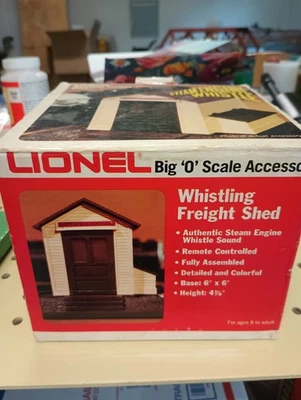 LIONEL Big 'O' Scale Accessory WHISTLING FREIGHT SHED 6-2126  Orig  Box & Spare - Image 1 of 4