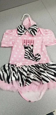 Novo** 6 meses  APLIQUE TUTU BABADO PEÇA ÚNICA COM DETALHES EM ZEBRA  - Imagem 1 de 3