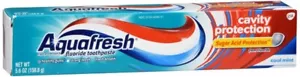 Aquafresh Cavity Protection Fluoride Toothpaste Cool Mint 5.6 OZ - Picture 1 of 1