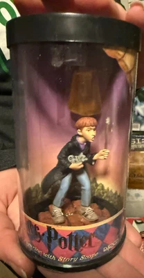 Vintage Harry Potter RON WEASLEY Mini Figurine w/ Story Scope NEW - Image 1 of 2