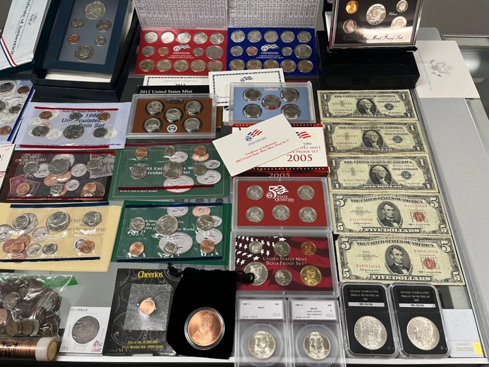 Estate Sale Coins ~ Auction Lot Silver, Bullion, ,Collection GET ALL #8HD - Image 1 of 4