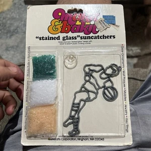 Vintage 80s Makit & Bakit Glass Suncatcher Ornament full Kit , basketball, 56551 - Picture 1 of 6