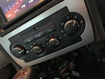 Chrysler 300c Heater Control Panel Blower Air Conditioning 3.0 Crd Hemi HVAC 05- - Image 1 of 4
