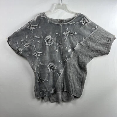 Blusa de renda feminina Simply Couture tamanho médio cinza bordada transparente - Imagem 1 de 4