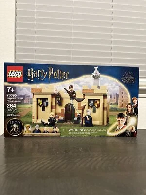 Juego LEGO sellado retirado #76395 Primera lección de vuelo de Hogwarts, 264 piezas Foto 1 de 4