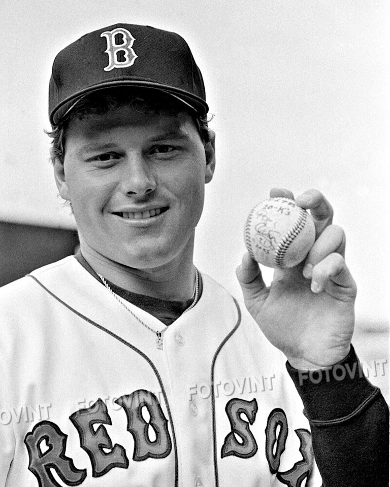 ROGER CLEMENS Photo Picture 20 STRIKEOUTS Boston Red Sox 8x10 11x14 11x17 (RC2) - Image 1 of 1