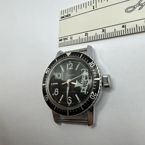 Herren Vintage Endura Diver Style Uhr Kopf Kalender 32mm Teile/Reparatur - Bild 1 von 10