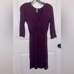 Vestido para mujer GILLI púrpura cuello en V tejido detalle sobrepelliz cuello manga larga talla S - Imagen 1 de 4