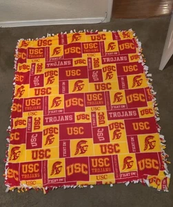 USC Trojans 63" x 53" Plush Throw Blanket - Southern California Trojans - Picture 1 of 6