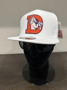 DENVER BRONCOS RETRO Casco Antiguo Logo Todo Blanco Adulto Snapback Sombrero NUEVO - Imagen 1 de 6