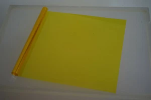 Hoja de filtro de color LEE Medium Yellow #010 - Imagen 1 de 1