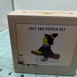 Cracker Barrel Stoneware Witch on Broom Halloween Salt & Pepper S&P Set NIB - Picture 1 of 8