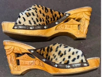 Lucky Lou Souvenir Leopard Fur Carved Wood Tiki Heels Wedge Shoes Pinup Vintage - Image 1 of 4