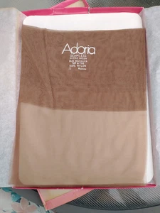 1 Paar neu aus altem Lagerbestand Vintage Adoria nahtlose Nylonstrümpfe Größe 11 M im Karton - Bild 1 von 4
