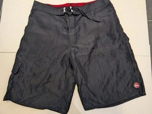 Quiksilver Men's L Vintage Black Surf/Swim Shorts Black Red With Wax Comb - Picture 1 of 16