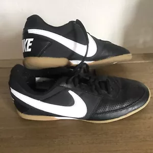 Nike Davinho Indoor Soccer Shoe Sneaker Men 7.5 580452-010 Black Gum Sole Futsal - Picture 1 of 8