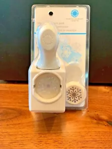 MARTHA STEWART STAMP AND PUNCH PACK - NEW IN BOX - Picture 1 of 3