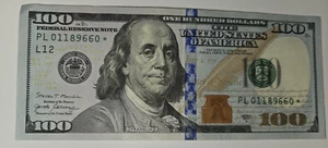 Star Note $100 Bill United States Federal Reserve Currency Series 2017 A - Picture 1 of 3