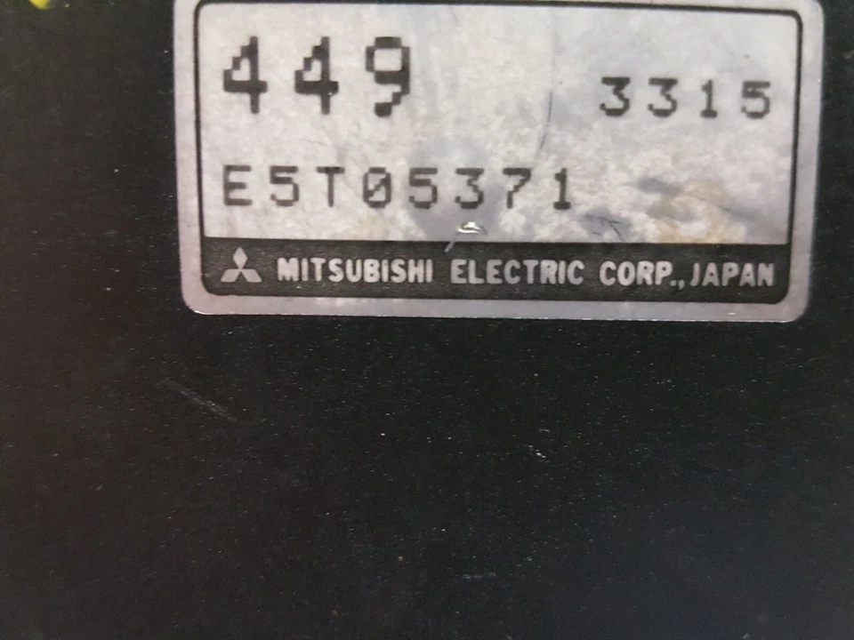 Sensor medidor de flujo de aire de masa 87 Mitsubishi Raider E5T05371 usado Foto 1 de 4