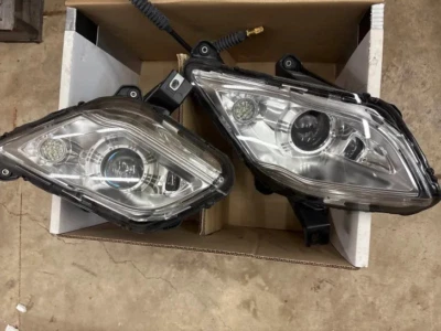 Kit de feixe Can Am HID | 219400135 - Imagem 1 de 4