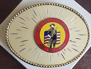 Seltene The Right To Keep And Bear Arms Gürtelschnalle Marke: W USA goldfarbene Emaille - Bild 1 von 5