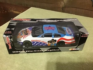 2002 Team Caliber GARFIELD & PETTY Grinnin & Winnin Diecast Nascar 1/24 Pit Stop - Picture 1 of 8