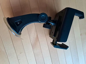 Universal Navi Halterung mit Saugnapf, doppelt schwenkbar - Bild 1 von 7