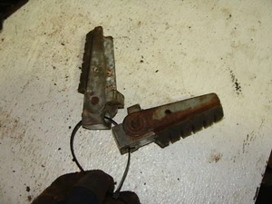 1963 Yamaha ya3 ya-3 125 y97 rear foot pegs - Picture 1 of 2