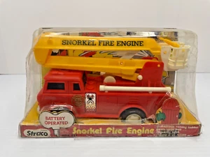 Camión de bomberos Straco Snorkel 1974 a batería nuevo stock antiguo - Imagen 1 de 2
