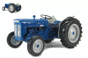 Modellino Universal Hobbies TRATTORE FORDSON SUPER DEXTA scala 1:16 diecast - Foto 1 di 1