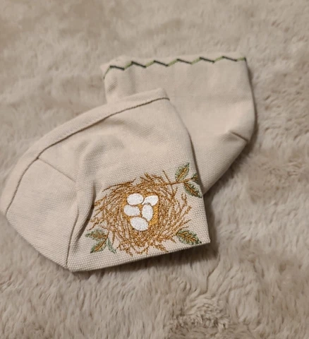 NEW LONGABERGER 2014 MOTHERS DAY Liner in Flax (Embroidered) New plus one sm Cover