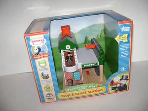 NEW Thomas & Friends Wooden Train Talking Railway Series Stop & Greet Station - Picture 1 of 7