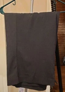 NWT - CJ Banks - Dressy Gray Capris - Size 24W Average - Comfort Waist - Picture 1 of 6