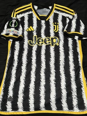 Camiseta local Juventus 23-24 (VERSIÓN JUGADOR SLIM FIT)  Foto 1 de 4
