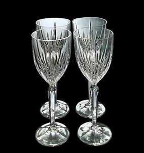 Set Of 4 Mikasa Icicles Crystal Wine Glasses 7-5/8” Tall Excellent Condition - Picture 1 of 8