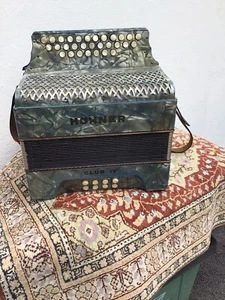 Hohner C# G.F CLUB IV Button Accordion - Picture 1 of 7