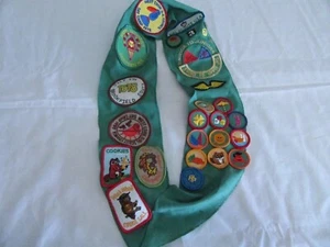 Vintage Girl Scout Sash Merit Pins Tie Badges  1978-1981 - Picture 1 of 6