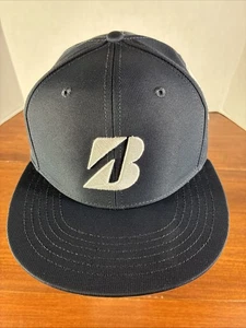 Bridgestone Cappello Golf Blu Navy/Bianco Tour Flat Bill Regolabile Snapback, Nuovo - Foto 1 di 10