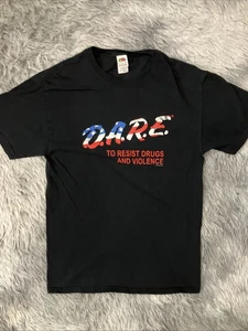 T-shirt vintage DARE logo bandiera americana Fruit Of The Loom - piccola - Foto 1 di 4