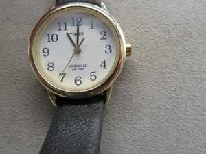 Timex Indiglo Watch Easy Read WR30M White Dial & Black Band New Battery - Picture 1 of 16