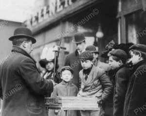 Christmas Toy Peddler 1910s New York 8x10 Reprint Of Old Photo - Picture 1 of 1