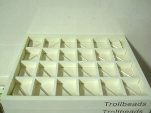 Trollbeads White 24 Compartment Bead Display Tray Divided Stackable w/ Sticks - Picture 1 of 2