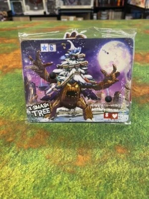 Rey de Tokio X-Smash Tree Vacaciones Navidad Promo Monstruo Sellado  Foto 1 de 2