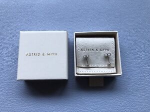 Astrid & Miyu Twilight Star Studs In Silver